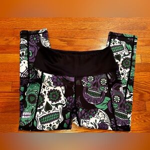CVG Skulls Capri Length Leggings